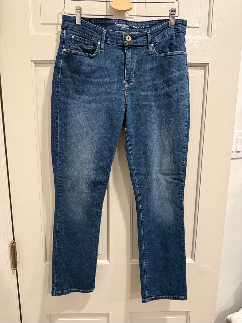 Levi Signature Modern Slim Jeans in Classic Blue Denim Size 14M